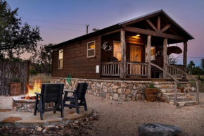 Rockin' R Ranch - 4 Cabins & Sleeps 10